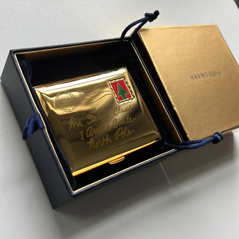 Estée Lauder Dear Santa Compact Lucidity